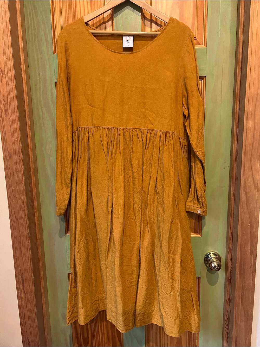 Son de Flor Long-Sleeve Midi Smock Dress in Goldenrod